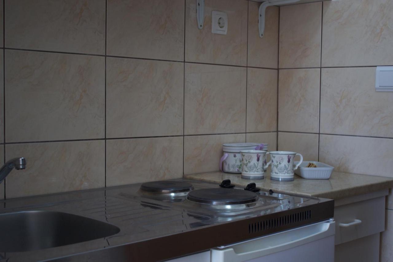 Apartmani Bauk Pucisca Exterior photo